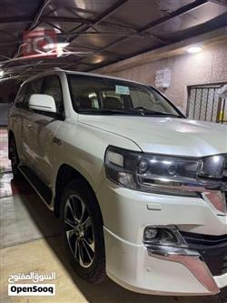 تويوتا لاندكروزر